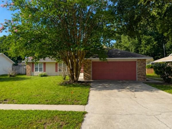 3260 MARY LANE , MOUNT DORA, FL 32757