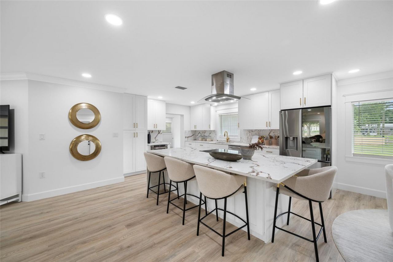 380 Villagrande Avenue S, Saint Petersburg, FL 33707 Photo