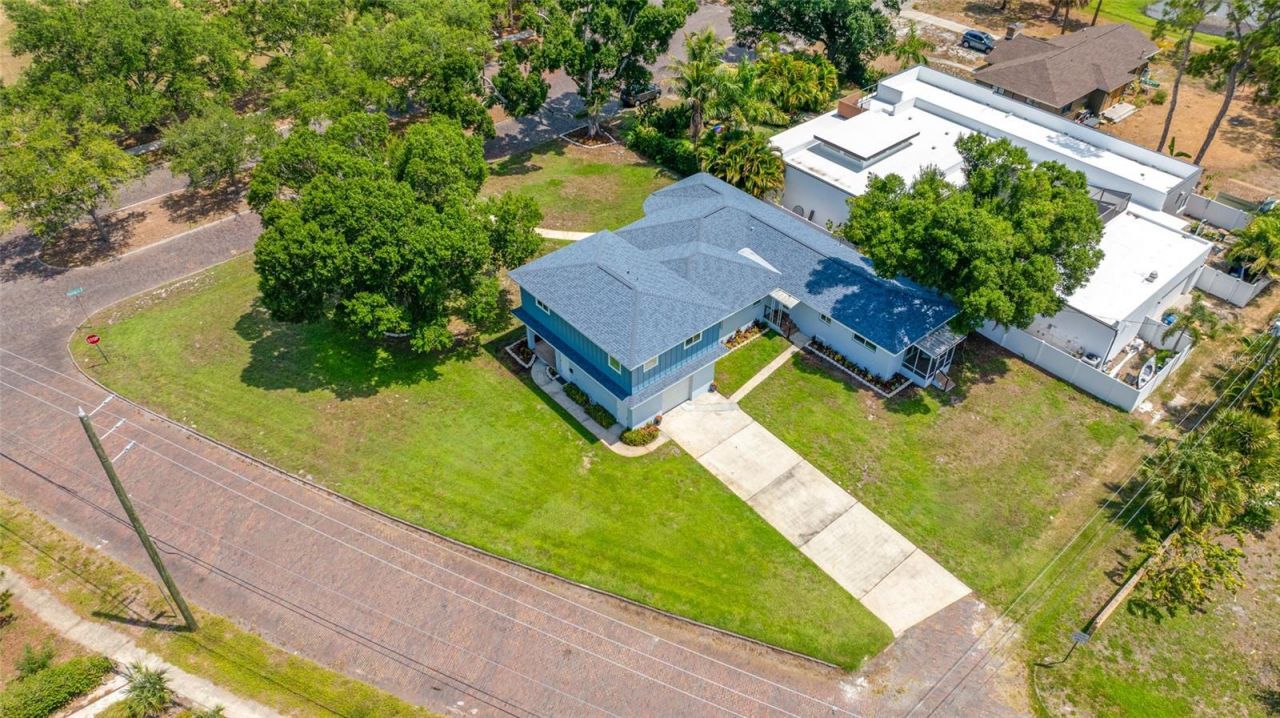 380 Villagrande Avenue S, Saint Petersburg, FL 33707 Photo