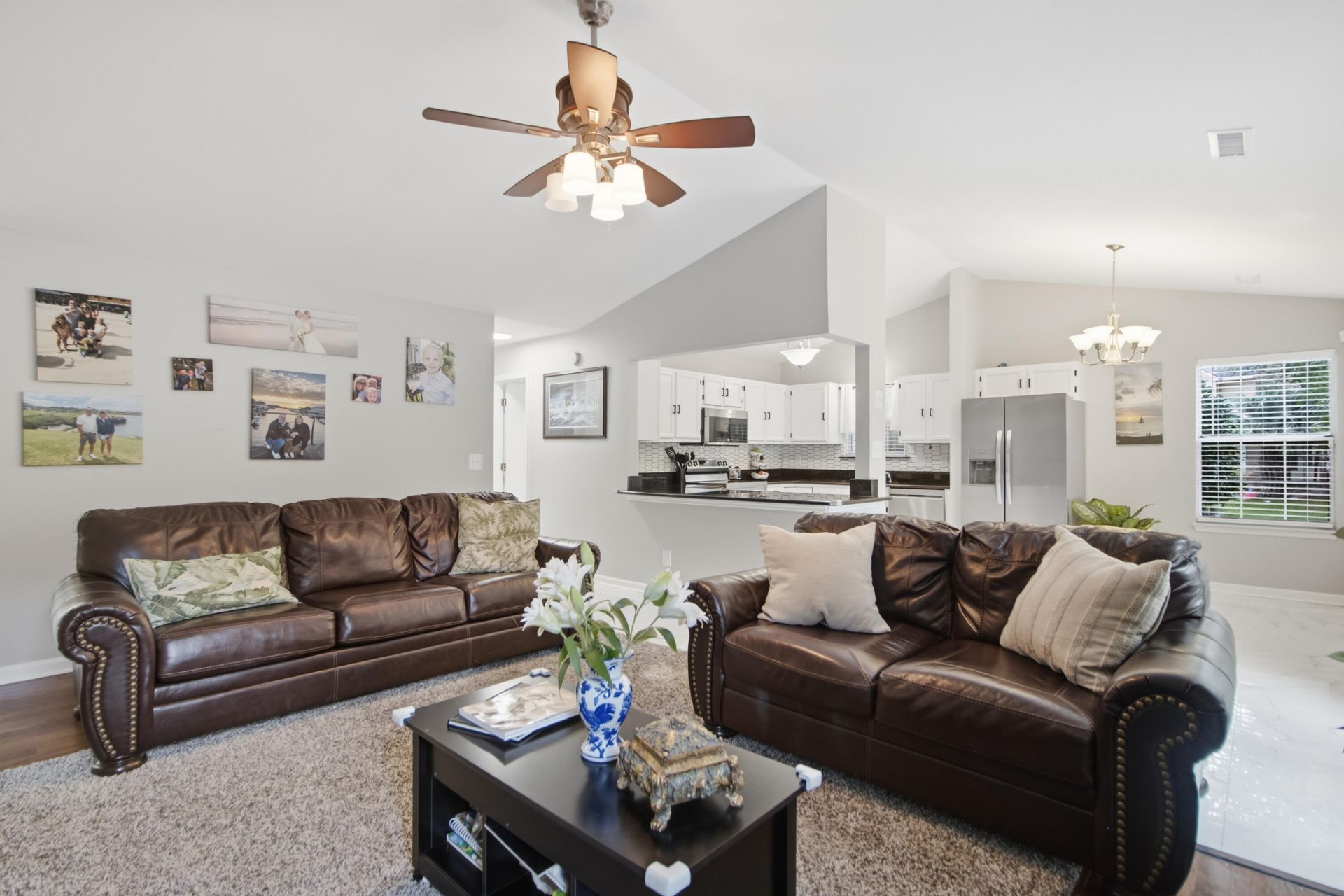 300 Spring Hill Lane Photo 5