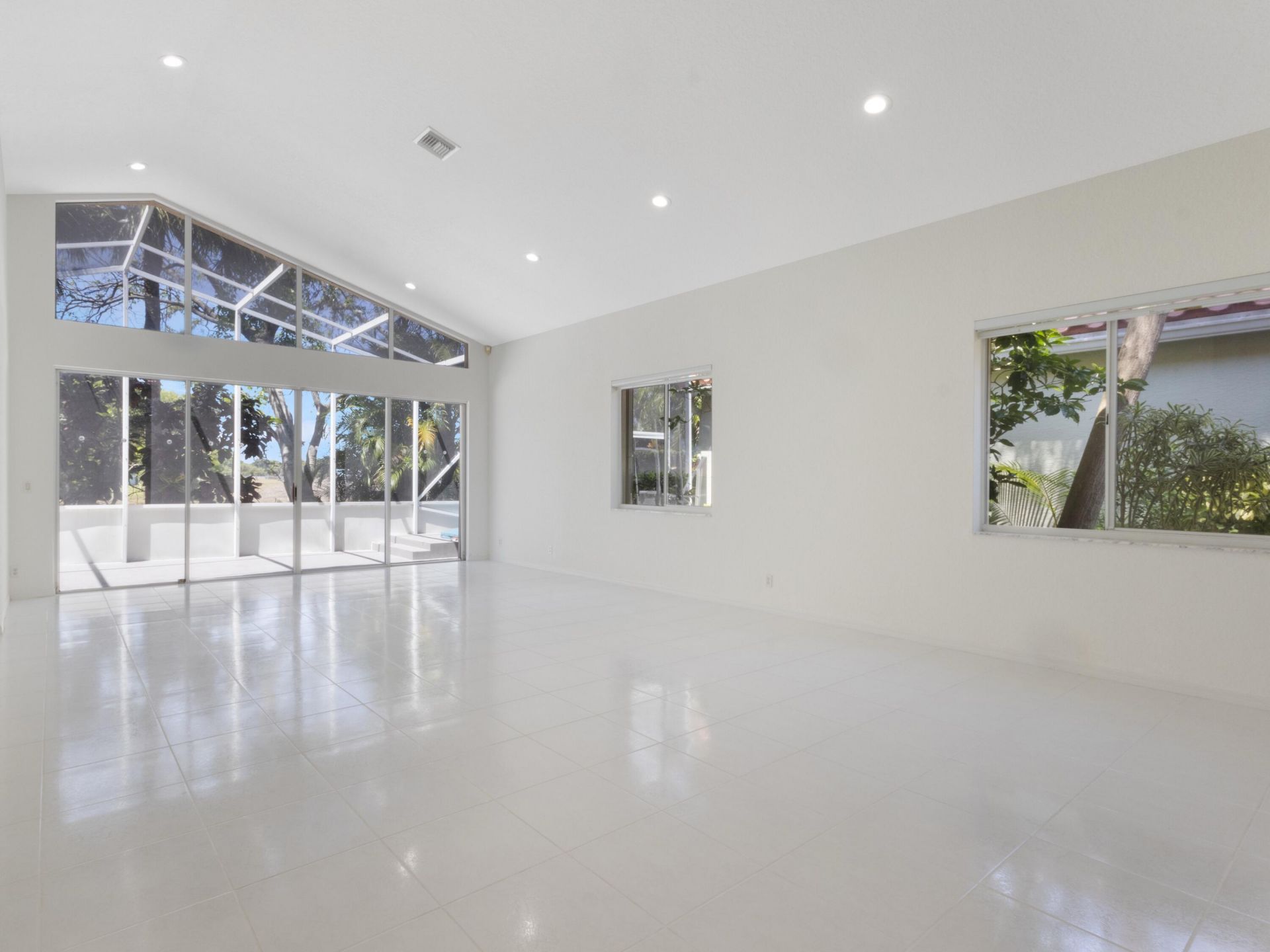 5279 Brookview Drive, Boynton Beach, FL 33437 Photo