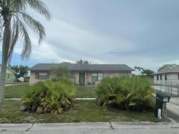 2803 Tropic Boulevard, Fort Pierce, FL 34946