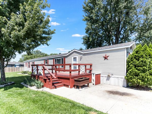13 COUNTRYSIDE Estates , Sandwich, IL 60548