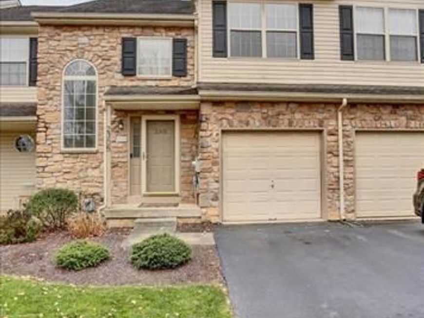 2305 Carriage Lane, Royersford, PA 19468 Main Photo