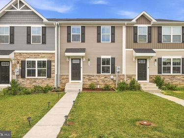 309 WILLIAMS STREET, STRASBURG, VA 22657