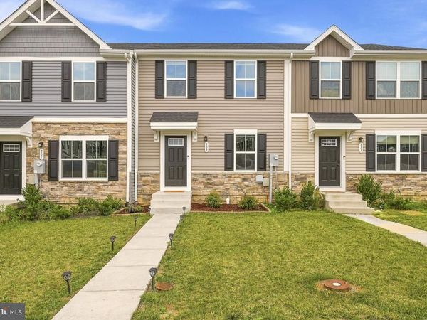 309 WILLIAMS STREET, STRASBURG, VA 22657