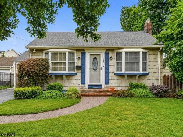 135 Rosewood Ter, Linden, NJ 07036