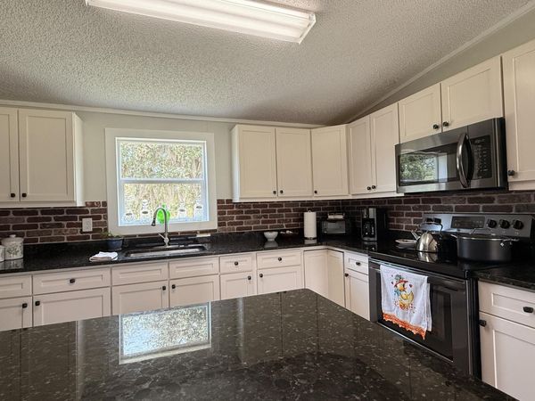 5820 E Tangerine Lane, Okeechobee, FL 34972