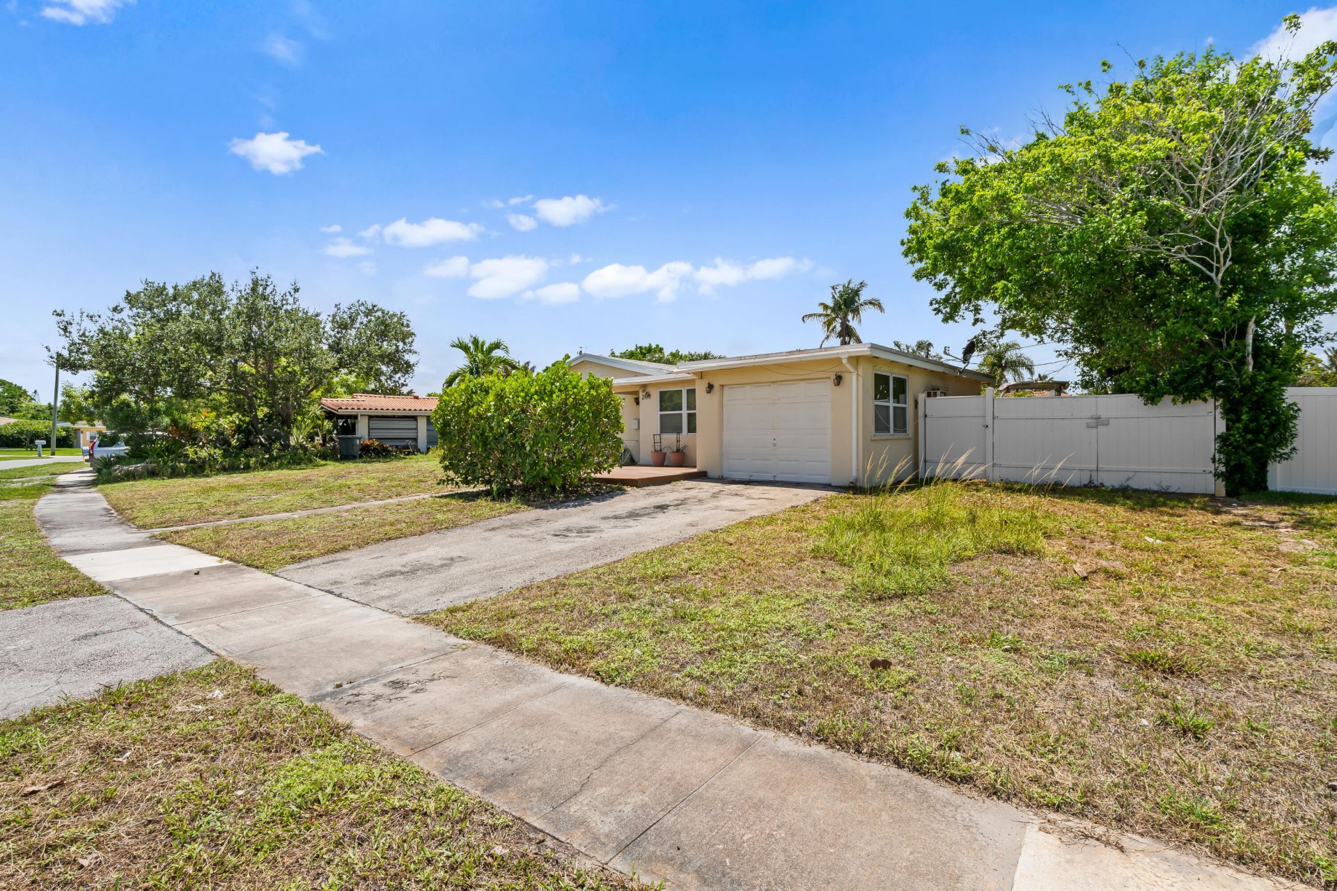 2199 NE 5th Avenue, Boca Raton, FL 33431 Photo