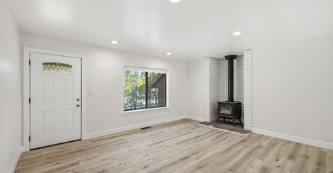 10718 Manchester Drive , Truckee, CA 96161 Photo