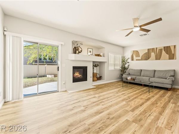 1099 Sheer Paradise Lane , Unit 3, Henderson, NV 89002