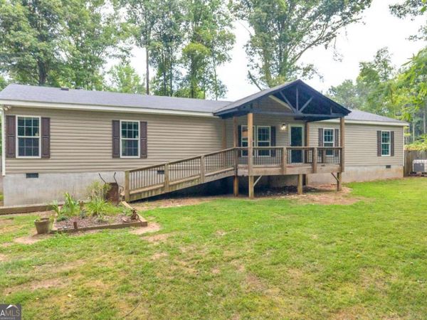 81 Jarrett Lane, Gillsville, GA 30543