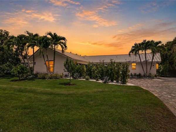 765 High Pines DR , NAPLES, FL 34103
