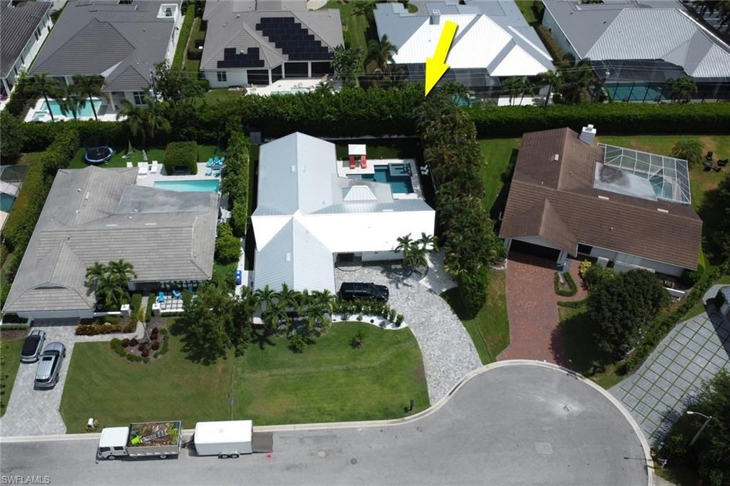 765 High Pines Dr, Naples, FL 34103 Photo