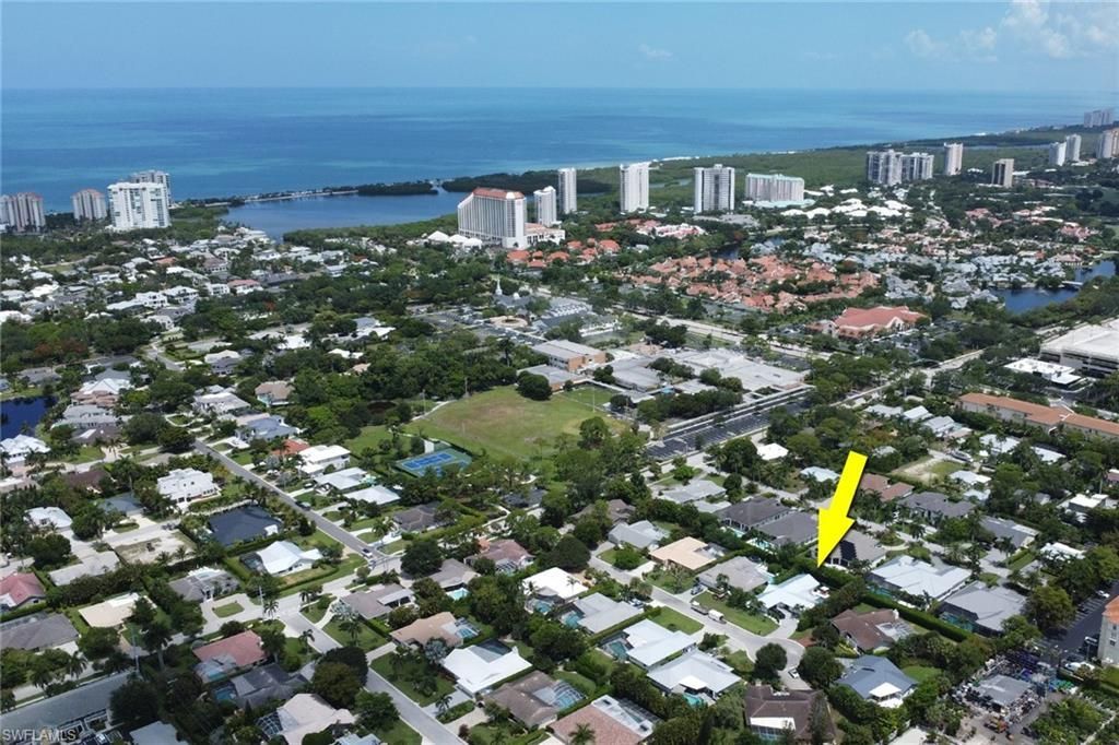 765 High Pines Dr, Naples, FL 34103 Photo