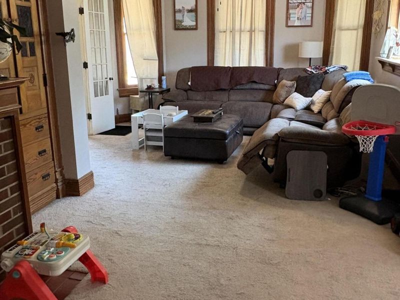 302 E Mechanic Street, Wapakoneta, OH 45895 Photo 6