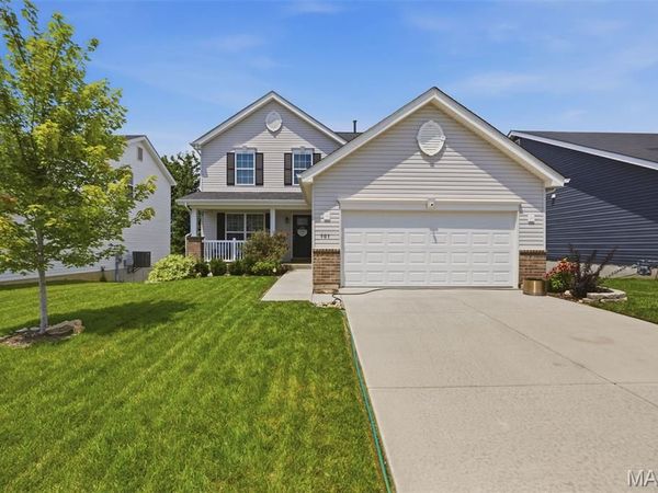 707 Switchgrass Drive, Wentzville, MO 63385
