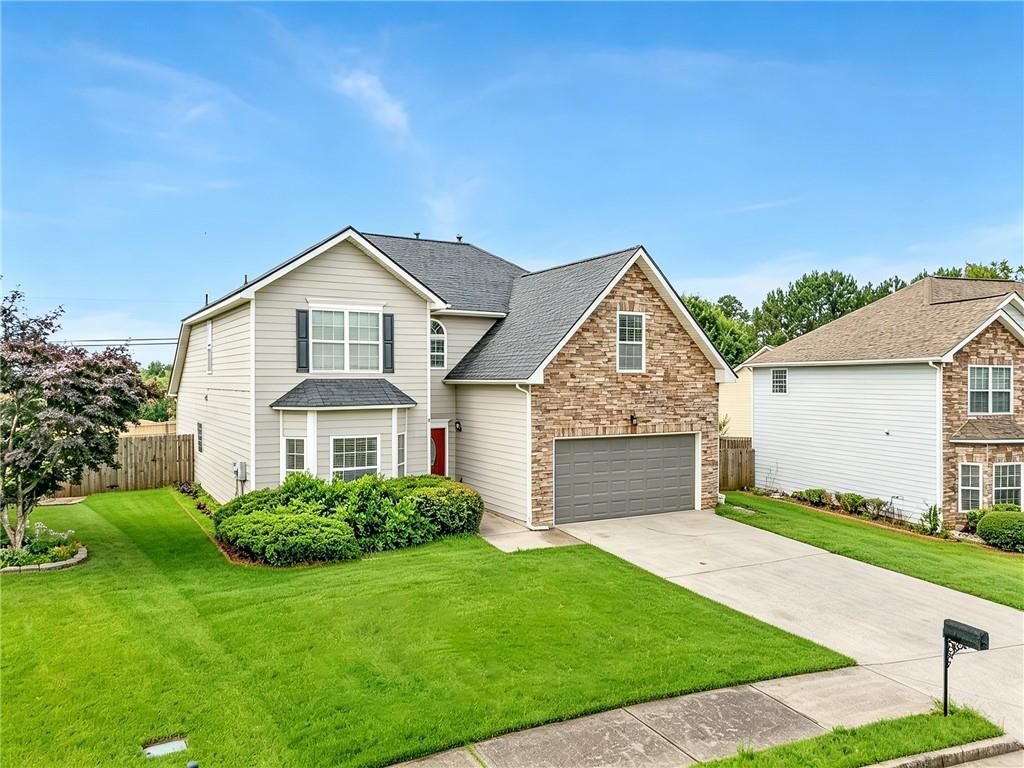 1055 Red Cedar Trail, Suwanee, GA 30024 Main Photo