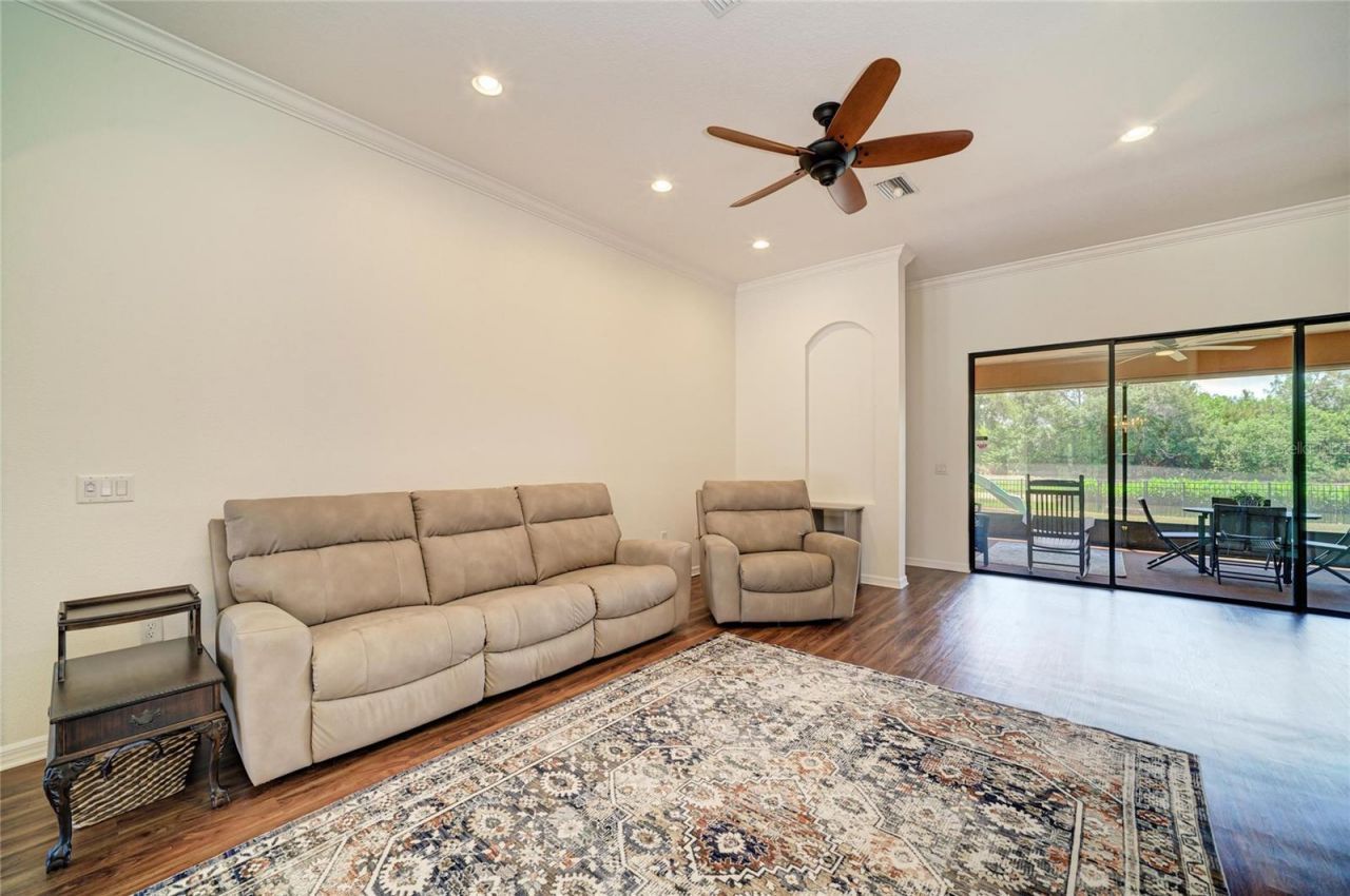316 Star Shell Drive , Apollo Beach, FL 33572 Photo