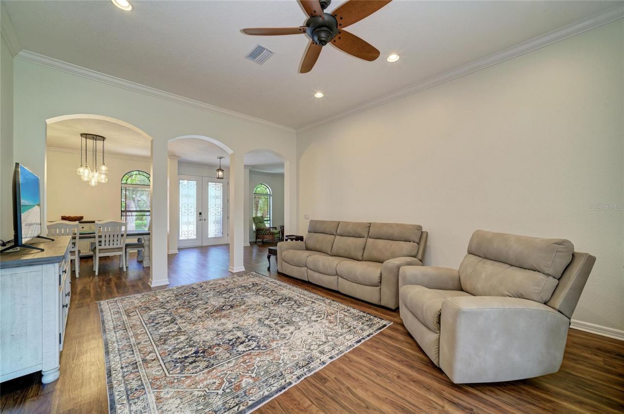 316 Star Shell Drive , Apollo Beach, FL 33572 Photo