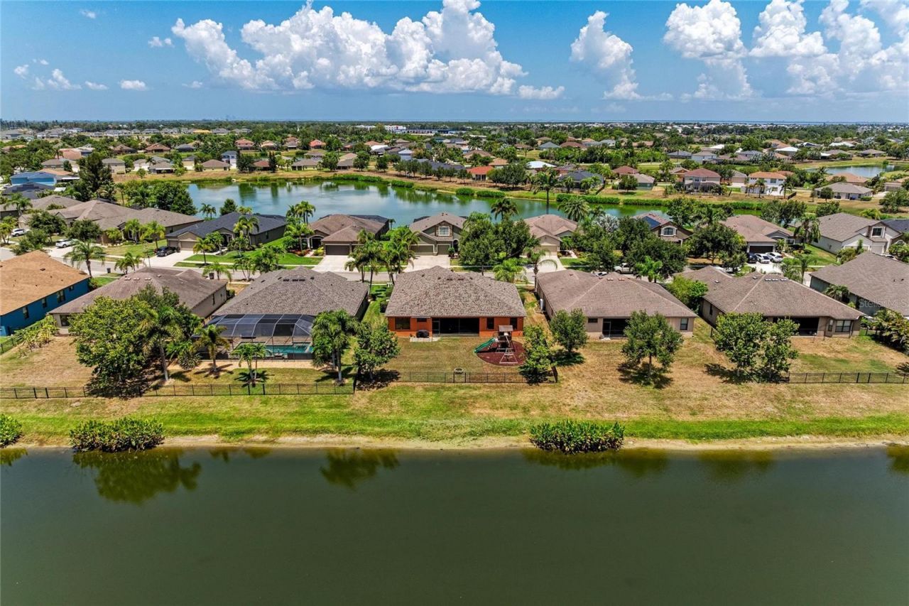 316 Star Shell Drive , Apollo Beach, FL 33572 Photo