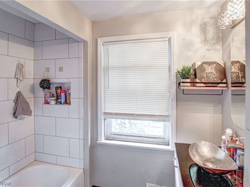 3788 E 155th Street, Cleveland, OH 44128 Photo 12