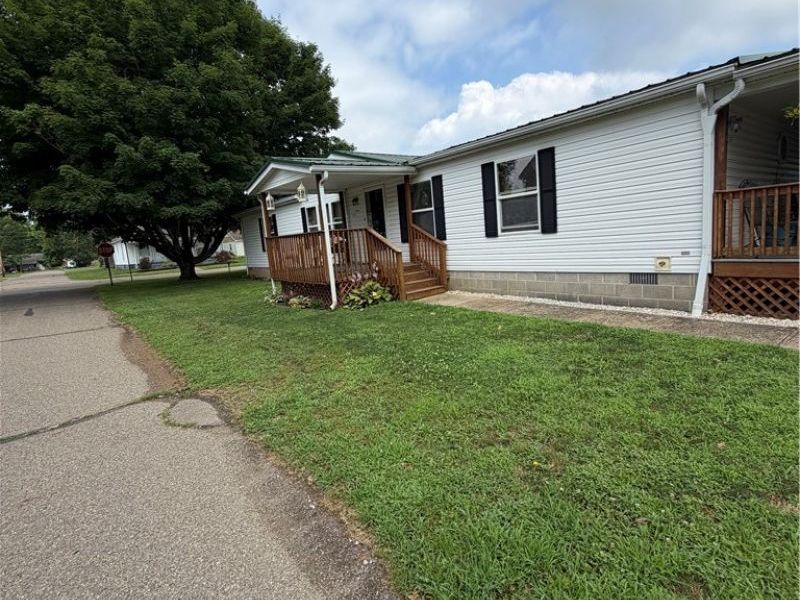 310 POPLAR Street, Newcomerstown, OH 43832 Photo 21