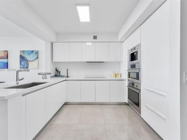 300 Sunny Isles Blvd , Unit 4-1603, Sunny Isles Beach, FL 33160