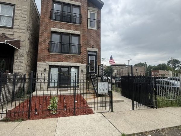 1114 S Albany Avenue , Unit 2, Chicago, IL 60612