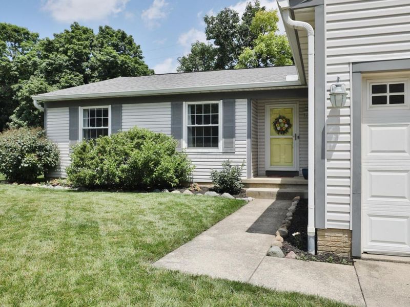 3906 Cider Mill Drive, Columbus, OH 43204 Photo 2