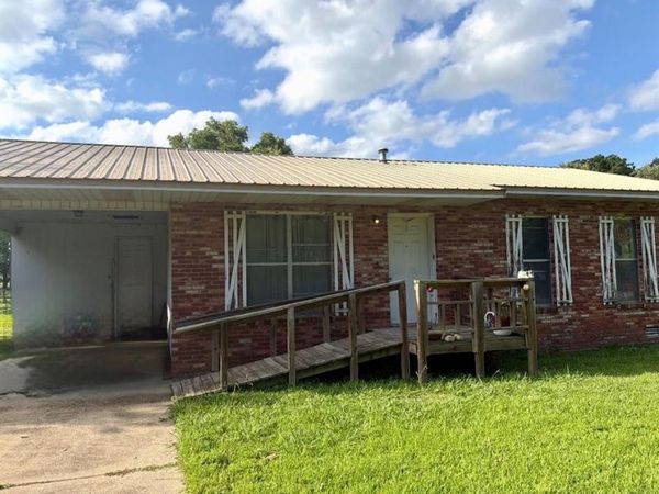 1002 Bailey Street , Campbell, MO 63933