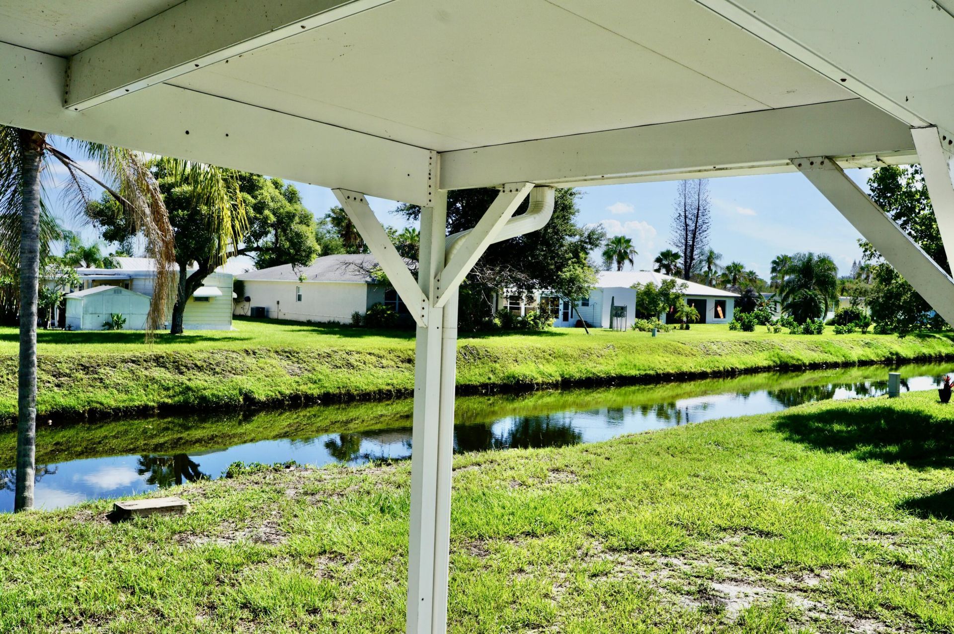 12 SE Spanish Way, Port Saint Lucie, FL 34952 Photo