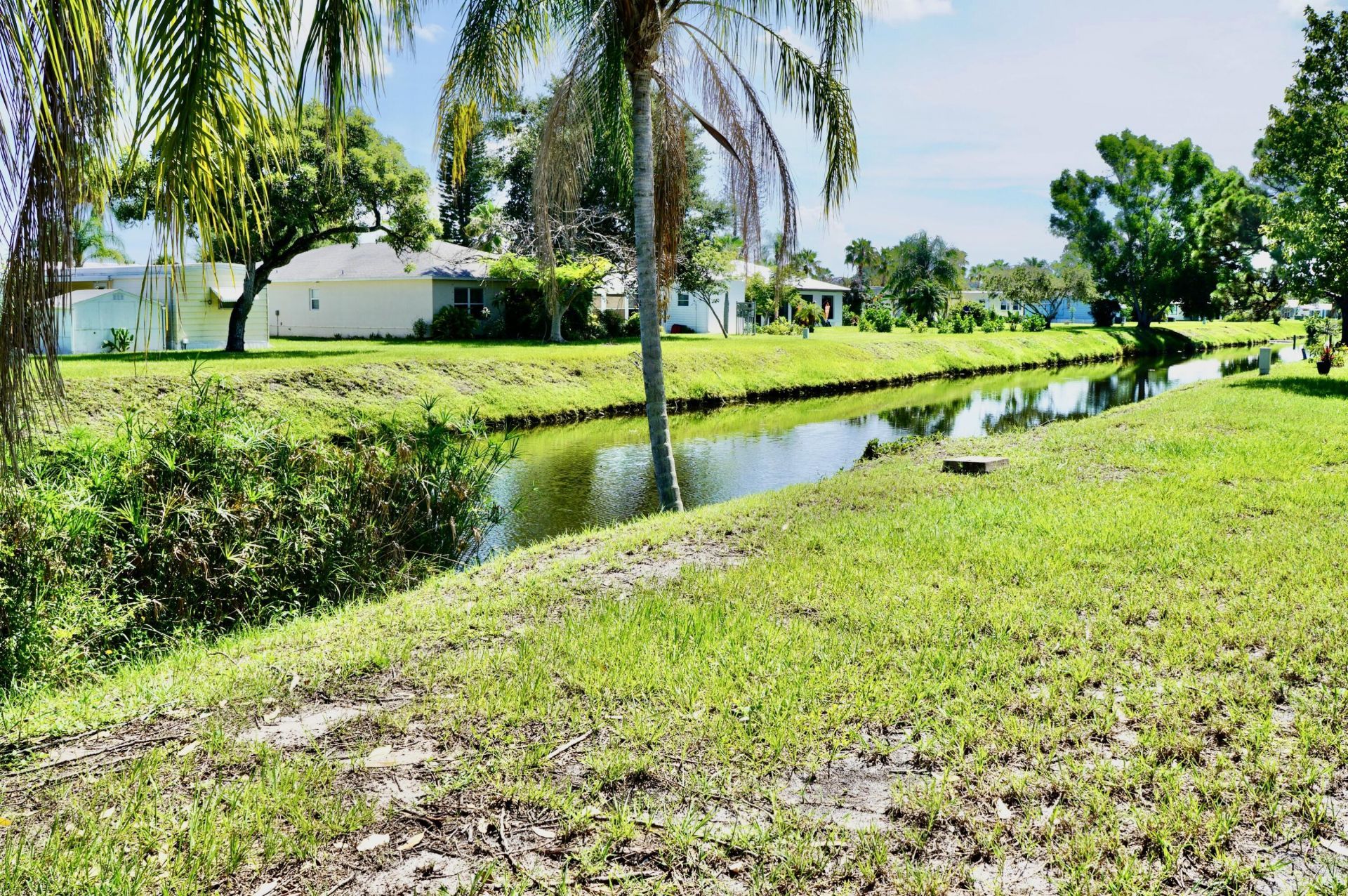 12 SE Spanish Way, Port Saint Lucie, FL 34952 Photo