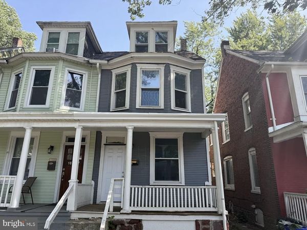 1825 BOAS STREET, HARRISBURG, PA 17103