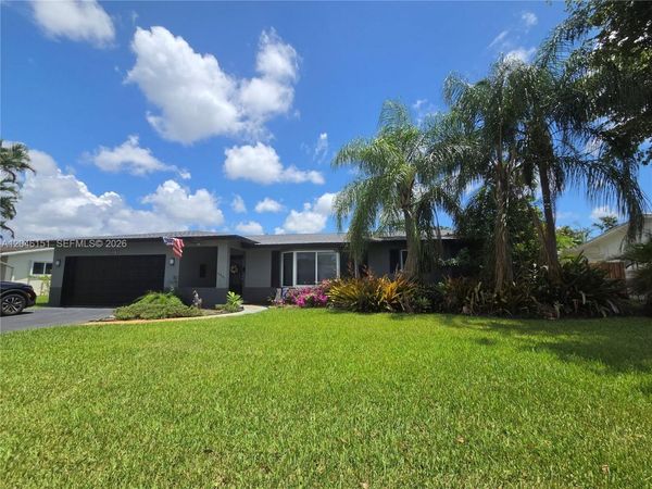 5581 SW 7th St , Plantation, FL 33317