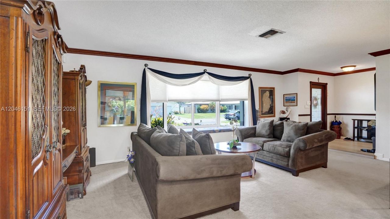 5581 SW 7th St, Plantation, FL 33317 Photo