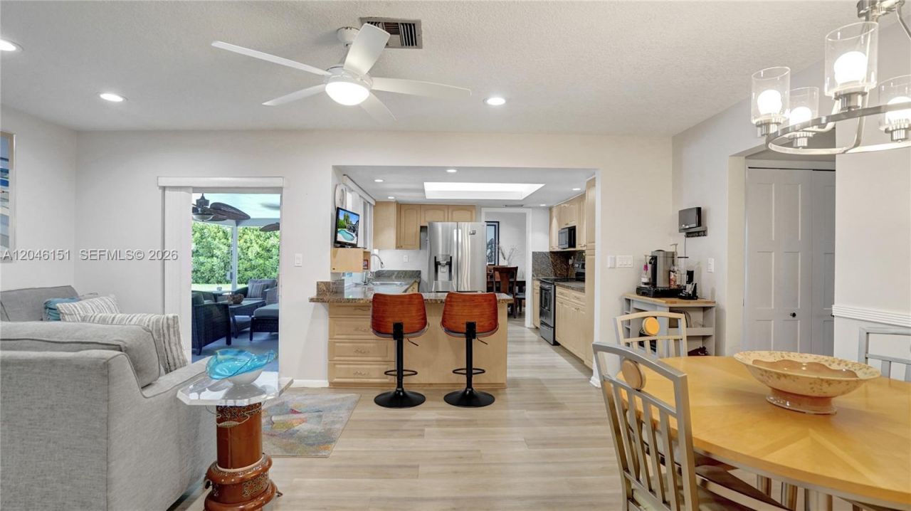 5581 SW 7th St, Plantation, FL 33317 Photo