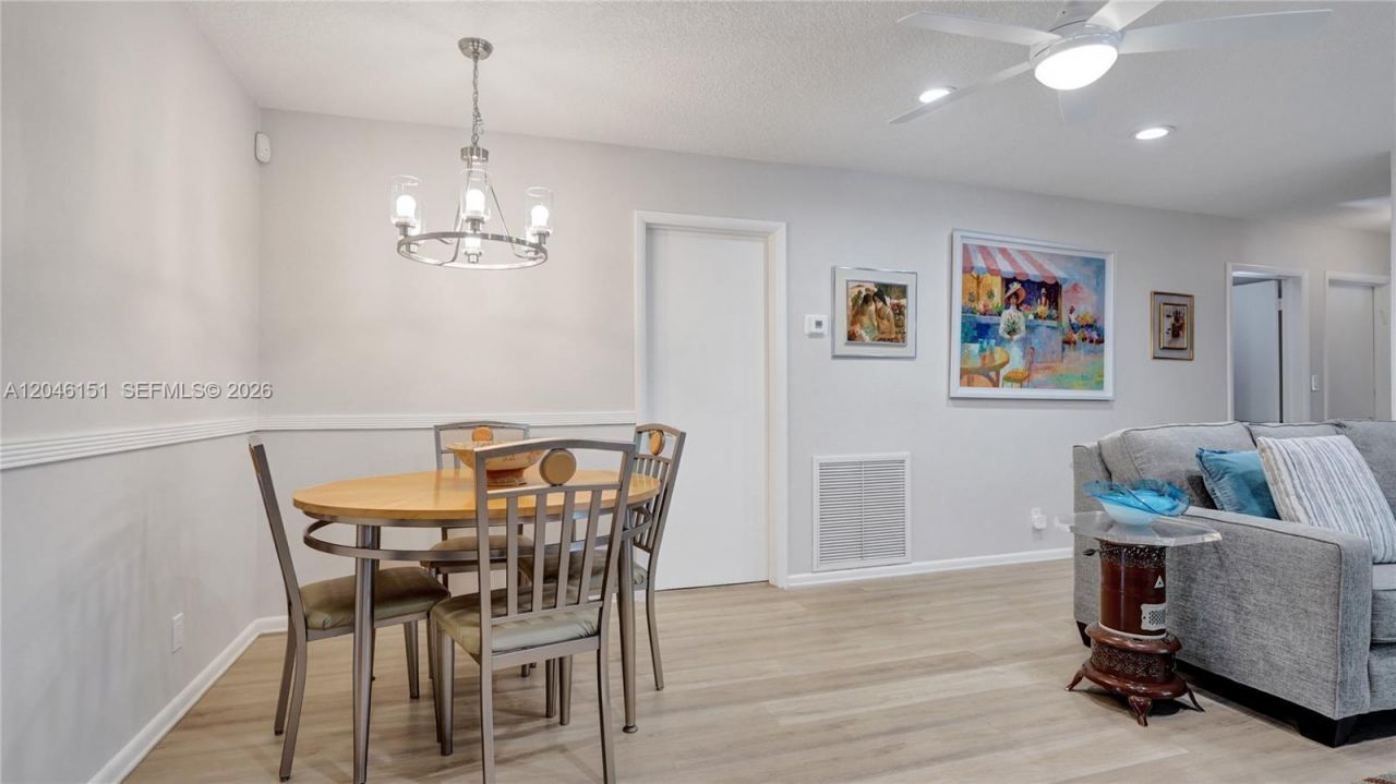 5581 SW 7th St, Plantation, FL 33317 Photo