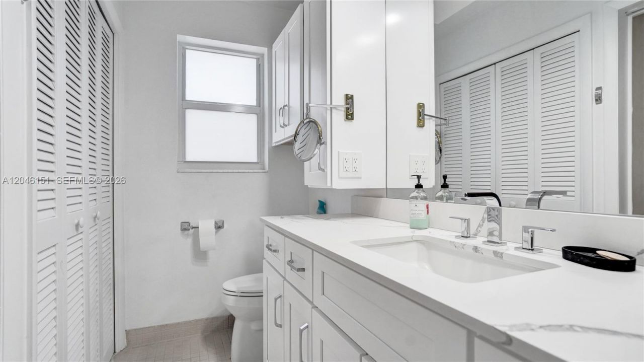 5581 SW 7th St, Plantation, FL 33317 Photo