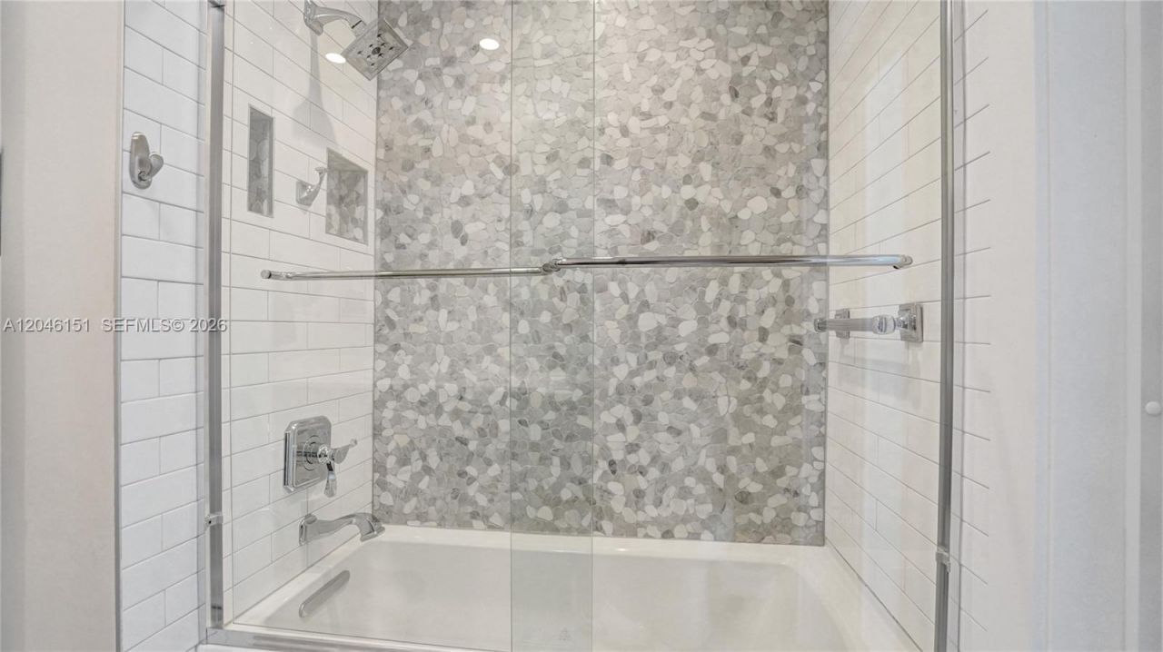 5581 SW 7th St, Plantation, FL 33317 Photo