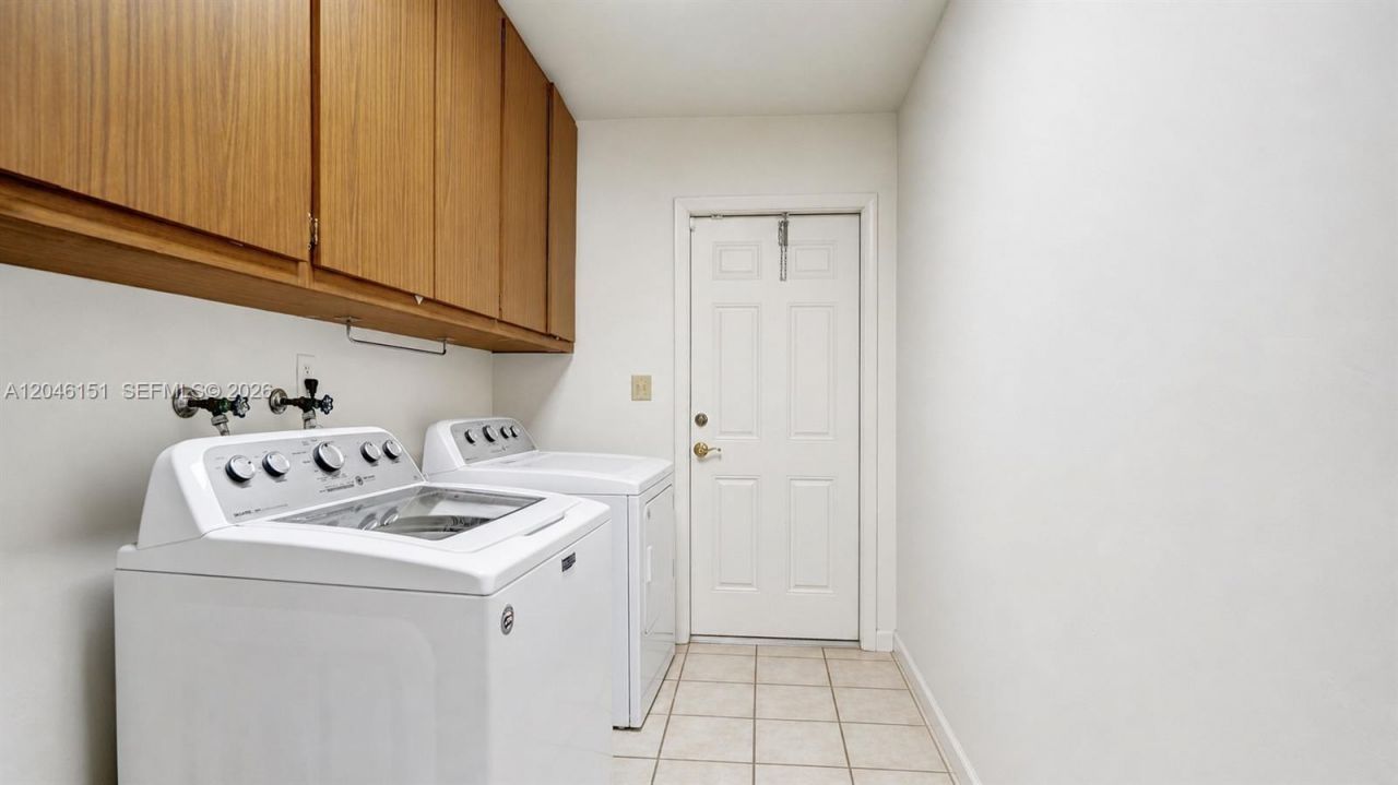 5581 SW 7th St, Plantation, FL 33317 Photo