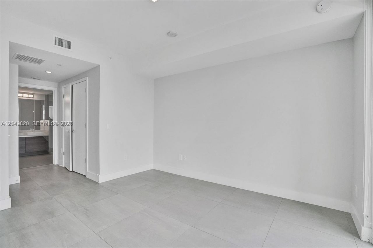 1080 Brickell Ave , Unit 4109, Miami, FL 33131 Photo