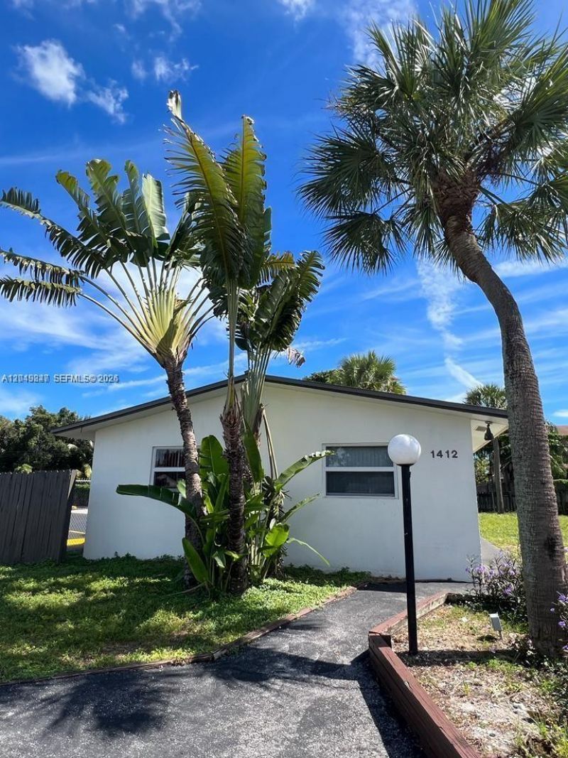 1412 SW 41st Ave , Unit Front, Fort Lauderdale, FL 33317 Photo