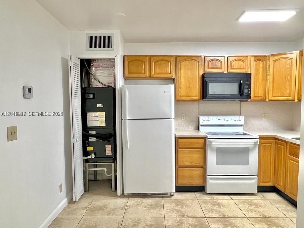 1412 SW 41st Ave , Unit Front, Fort Lauderdale, FL 33317 Photo
