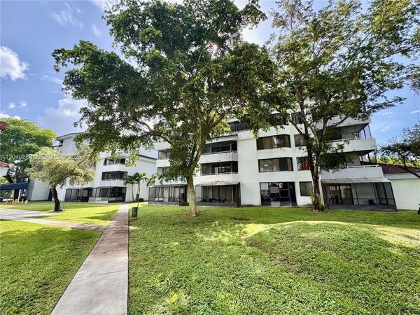 8215 SW 152nd Ave , Unit G-304, Miami, FL 33193