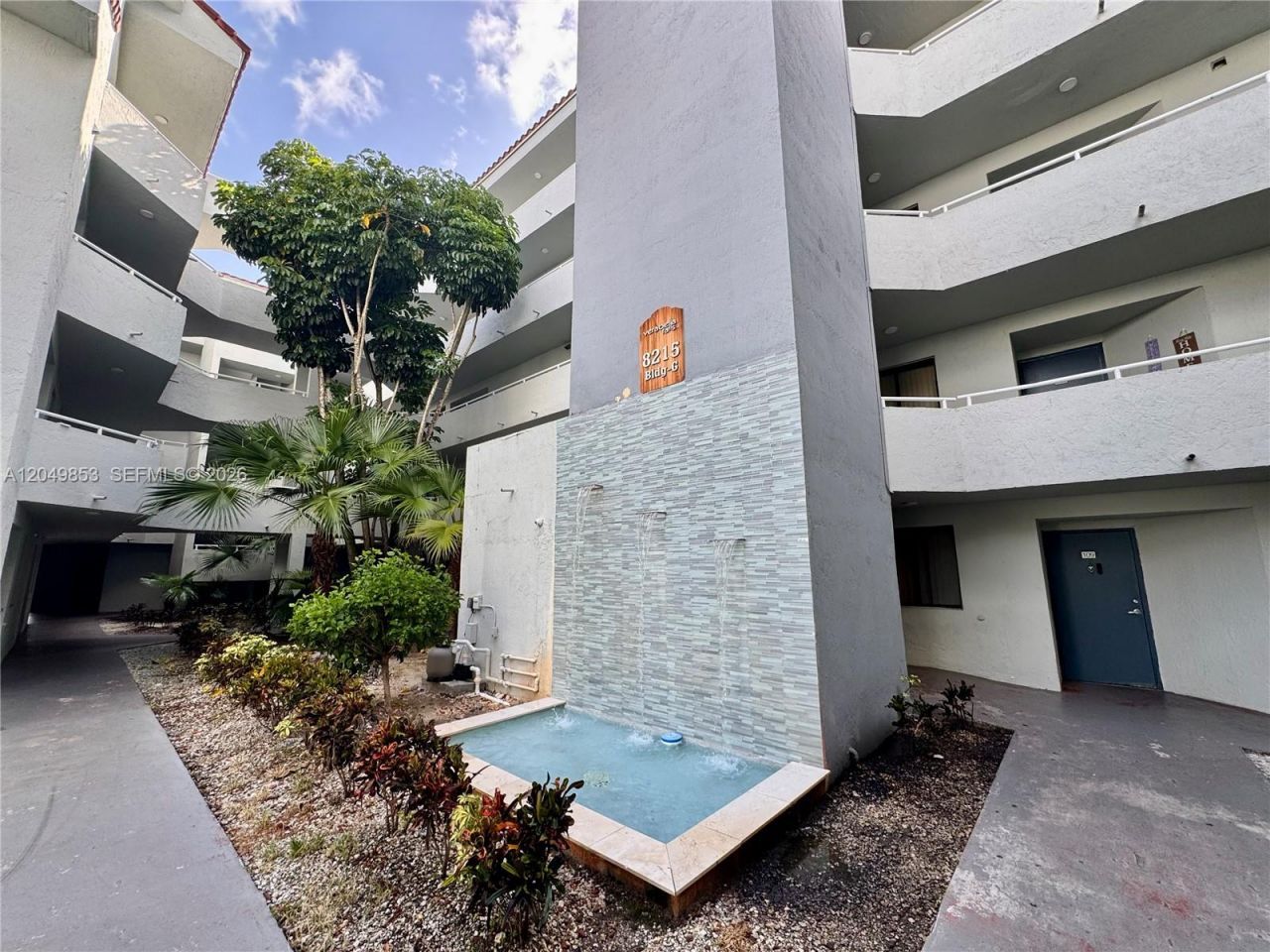 8215 SW 152nd Ave , Unit G-304, Miami, FL 33193 Photo