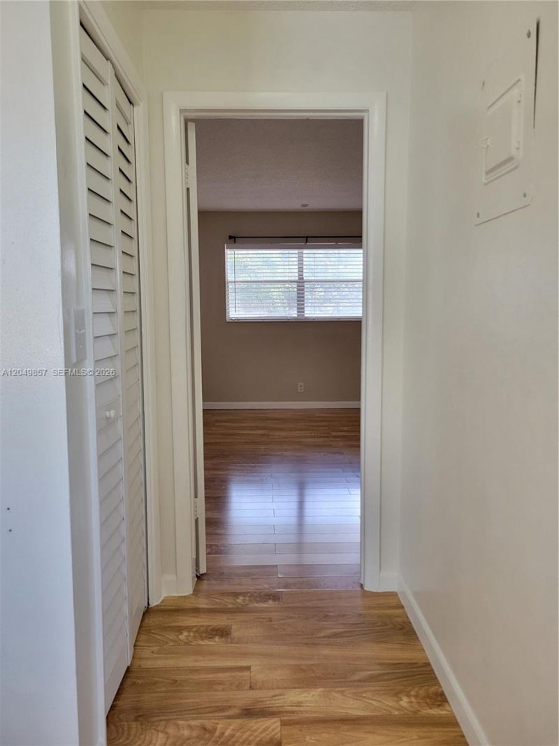 2200 Taylor St, Unit 205, Hollywood, FL 33020 Photo