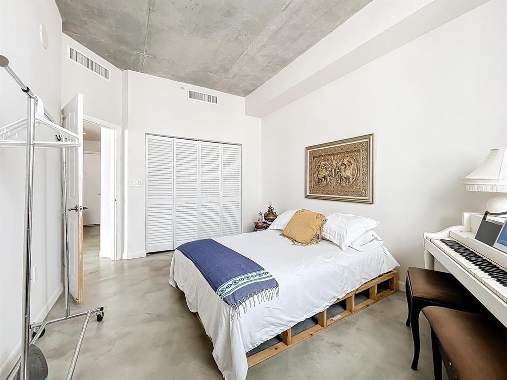 234 NE 3rd Street, Unit 1901, Miami, FL 33132 Photo