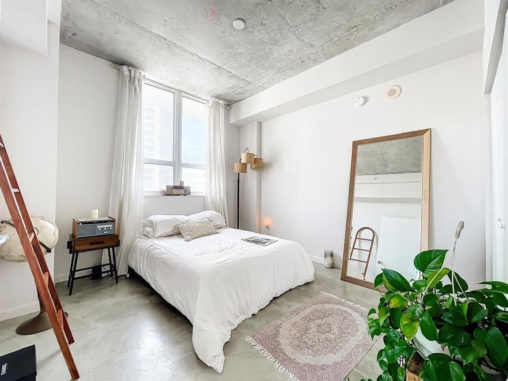 234 NE 3rd Street, Unit 1901, Miami, FL 33132 Photo