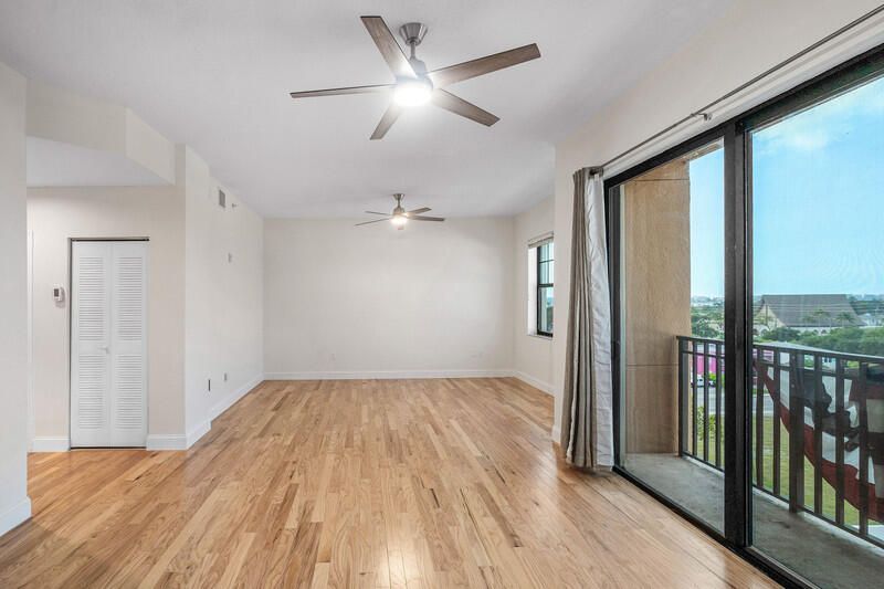 511 Lucerne Avenue, Unit 618, Lake Worth Beach, FL 33460 Photo